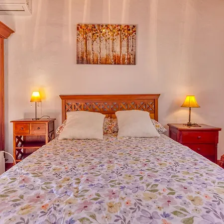 Casa El Algarrobo